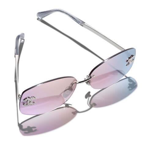 Oval Sunglasses Metal Silver. Lenses: Pink, Mirror .